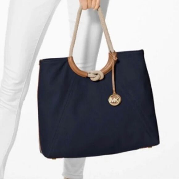 Michael Kors Isla Ring Canvas Shoulder Tote Bag Admiral Blue - Picture 2 of 5
